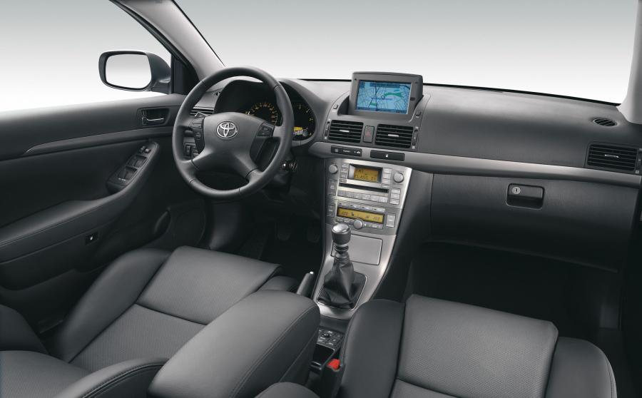  Toyota Avensis Sedan 2006 года  (фото 68 из 113)